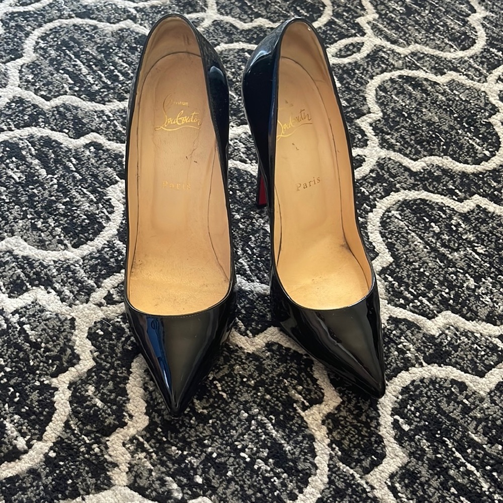 AUTHENTIC! Christian louboutin pigalle 100 size 39.5